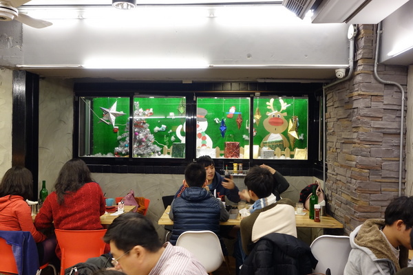 Dundas St.登打士街麵包美式主題餐廳(台北店)：登打士街+麵包吃到飽+美式主題餐廳+善導寺捷運站+平價餐點+主廚濃湯+雞肉麵+義大利麵