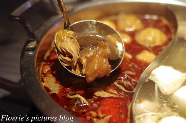 醉麻辣：台北美食(忠孝敦化站)~醉麻辣 麻辣鴛鴦鍋專門店~高品質的吃到飽東區麻辣火鍋店，漂亮的馬卡龍當餐後甜點