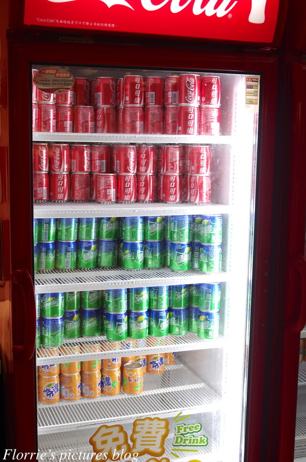 醉麻辣：台北美食(忠孝敦化站)~醉麻辣 麻辣鴛鴦鍋專門店~高品質的吃到飽東區麻辣火鍋店，漂亮的馬卡龍當餐後甜點