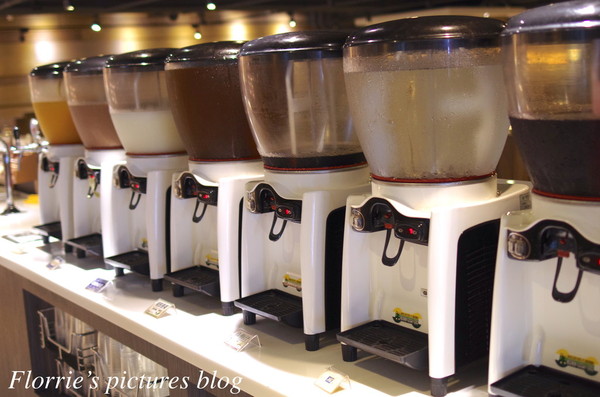 醉麻辣：台北美食(忠孝敦化站)~醉麻辣 麻辣鴛鴦鍋專門店~高品質的吃到飽東區麻辣火鍋店，漂亮的馬卡龍當餐後甜點