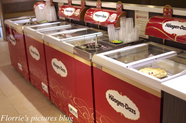 醉麻辣：台北美食(忠孝敦化站)~醉麻辣 麻辣鴛鴦鍋專門店~高品質的吃到飽東區麻辣火鍋店，漂亮的馬卡龍當餐後甜點