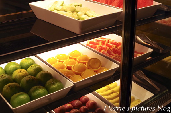 醉麻辣：台北美食(忠孝敦化站)~醉麻辣 麻辣鴛鴦鍋專門店~高品質的吃到飽東區麻辣火鍋店，漂亮的馬卡龍當餐後甜點