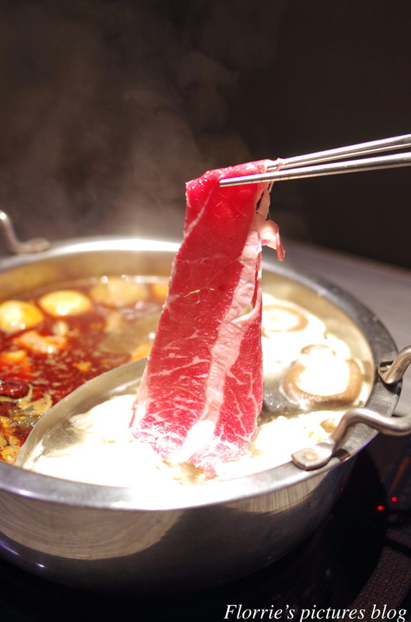 醉麻辣：台北美食(忠孝敦化站)~醉麻辣 麻辣鴛鴦鍋專門店~高品質的吃到飽東區麻辣火鍋店，漂亮的馬卡龍當餐後甜點