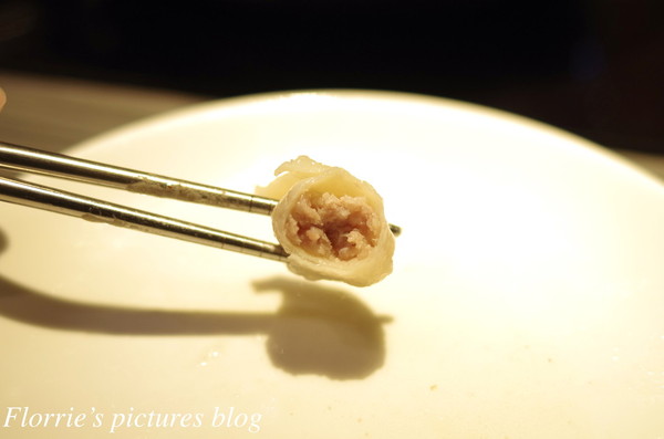 醉麻辣：台北美食(忠孝敦化站)~醉麻辣 麻辣鴛鴦鍋專門店~高品質的吃到飽東區麻辣火鍋店，漂亮的馬卡龍當餐後甜點