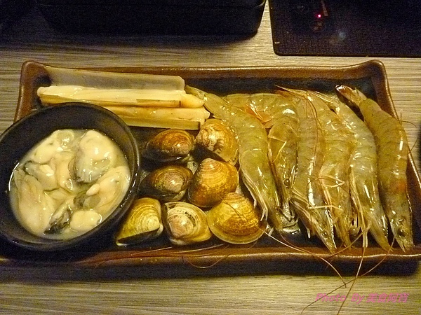 醉麻辣：【台北市】甜點精緻冰淇淋口味多-醉麻辣麻辣鍋吃到飽