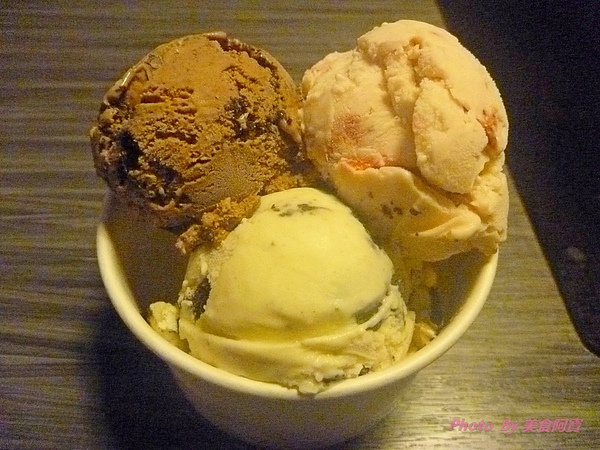 醉麻辣：【台北市】甜點精緻冰淇淋口味多-醉麻辣麻辣鍋吃到飽