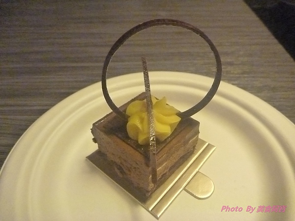 醉麻辣：【台北市】甜點精緻冰淇淋口味多-醉麻辣麻辣鍋吃到飽