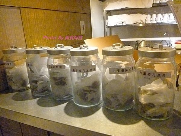 醉麻辣：【台北市】甜點精緻冰淇淋口味多-醉麻辣麻辣鍋吃到飽