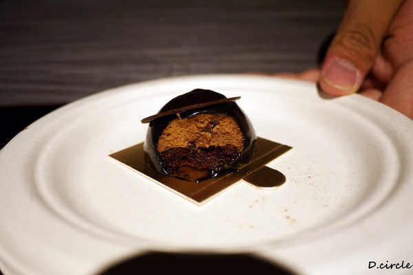 醉麻辣:台北市●大安區-醉麻辣~食材精緻的吃到飽火鍋!!!法國馬卡龍+哈根達斯~魅力無法擋!!!