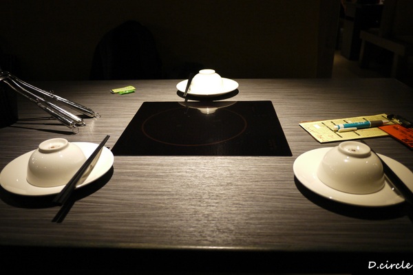 醉麻辣:台北市●大安區-醉麻辣~食材精緻的吃到飽火鍋!!!法國馬卡龍+哈根達斯~魅力無法擋!!!