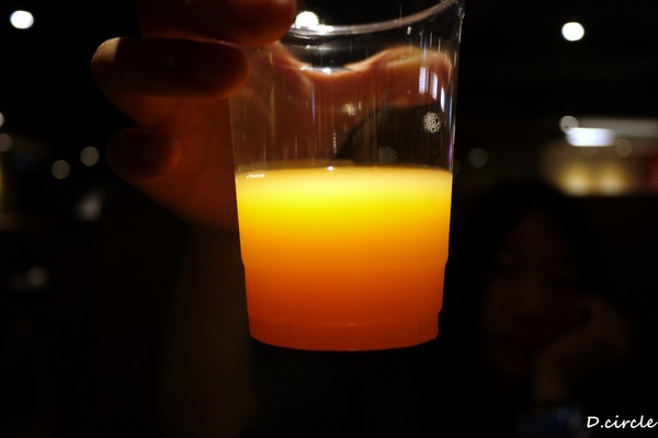 醉麻辣:台北市●大安區-醉麻辣~食材精緻的吃到飽火鍋!!!法國馬卡龍+哈根達斯~魅力無法擋!!!