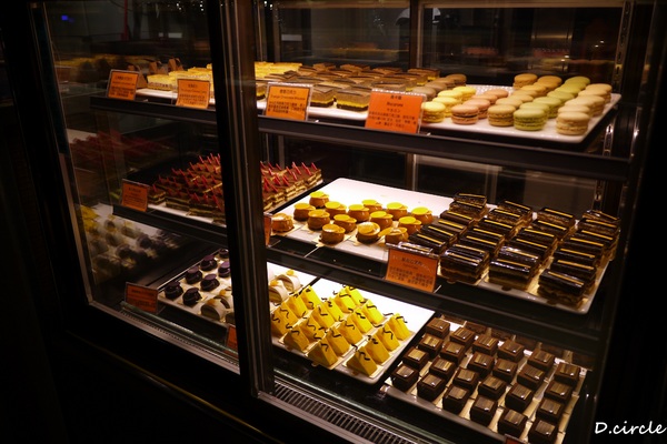 醉麻辣:台北市●大安區-醉麻辣~食材精緻的吃到飽火鍋!!!法國馬卡龍+哈根達斯~魅力無法擋!!!