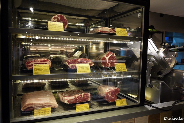 醉麻辣:台北市●大安區-醉麻辣~食材精緻的吃到飽火鍋!!!法國馬卡龍+哈根達斯~魅力無法擋!!!