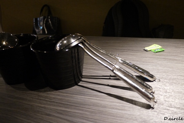 醉麻辣:台北市●大安區-醉麻辣~食材精緻的吃到飽火鍋!!!法國馬卡龍+哈根達斯~魅力無法擋!!!