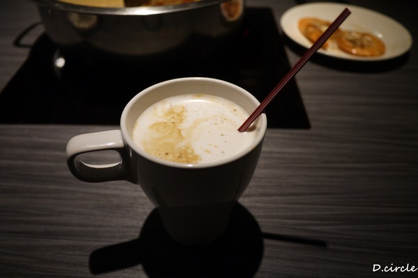 醉麻辣:台北市●大安區-醉麻辣~食材精緻的吃到飽火鍋!!!法國馬卡龍+哈根達斯~魅力無法擋!!!