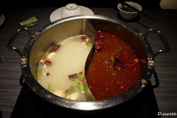 醉麻辣:台北市●大安區-醉麻辣~食材精緻的吃到飽火鍋!!!法國馬卡龍+哈根達斯~魅力無法擋!!!