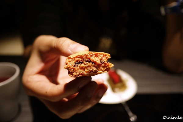 醉麻辣:台北市●大安區-醉麻辣~食材精緻的吃到飽火鍋!!!法國馬卡龍+哈根達斯~魅力無法擋!!!