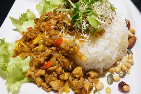 樂芙達咖啡：【口碑券】在小鄉村風享用美食的美好時光『板橋/樂芙達咖啡』