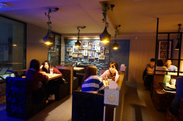 樂芙達咖啡：【口碑券】在小鄉村風享用美食的美好時光『板橋/樂芙達咖啡』