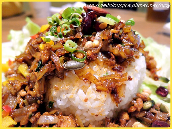 泰式經典豬肉椒麻飯2