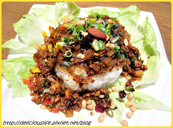 泰式經典豬肉椒麻飯1