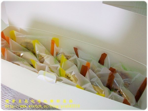 名坂奇:(試吃)團購界美食。。。名坂奇夏威夷豆塔。。。