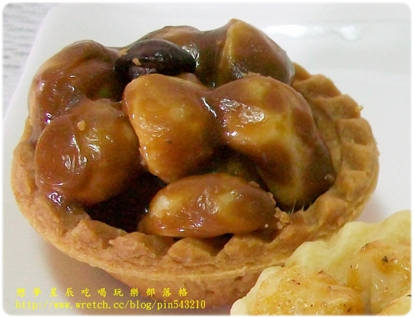 名坂奇:(試吃)團購界美食。。。名坂奇夏威夷豆塔。。。