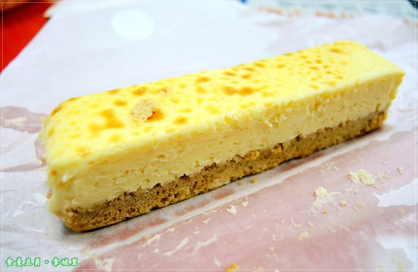 拿坡里披薩(景新店):『試吃』【拿坡里披薩】蘋果肉桂披薩。甜甜新口味