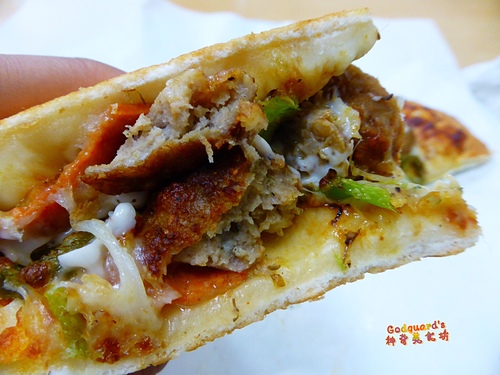 拿坡里披薩(和平店)：(體驗)[全省] 文末抽獎！拿坡里新產品～紅酒醬肉丸披薩