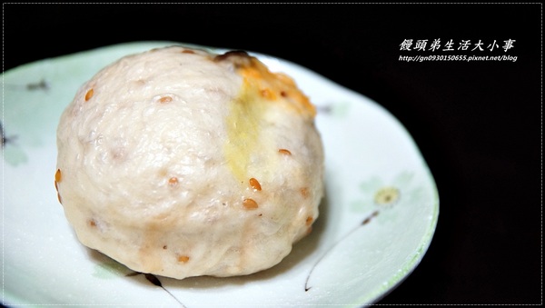 二十六番老麵饅頭：【二十六番老麵饅頭】五顏六色的養生饅頭~滿足你的視覺跟味覺