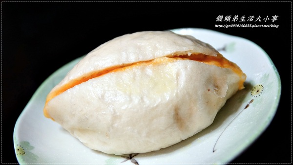 二十六番老麵饅頭：【二十六番老麵饅頭】五顏六色的養生饅頭~滿足你的視覺跟味覺