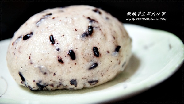 二十六番老麵饅頭：【二十六番老麵饅頭】五顏六色的養生饅頭~滿足你的視覺跟味覺