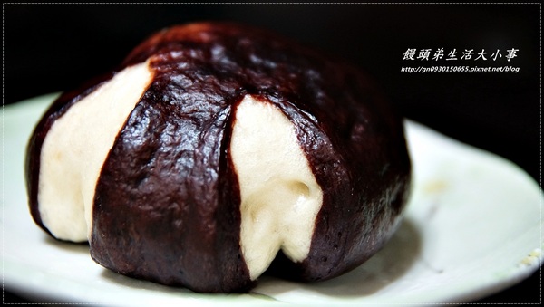 二十六番老麵饅頭：【二十六番老麵饅頭】五顏六色的養生饅頭~滿足你的視覺跟味覺