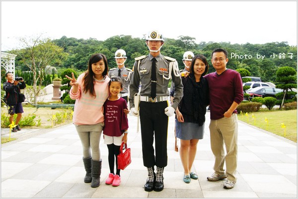 擁恆文化園區:基隆「擁恆文創園區」超大風車版黃色小鴨