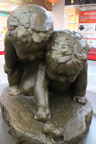 猴藝術雕刻展:看猴展抽金猴『猴藝術雕刻展』台北地下街/近京站/王秀杞