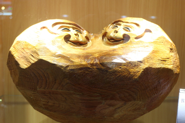 猴藝術雕刻展:看猴展抽金猴『猴藝術雕刻展』台北地下街/近京站/王秀杞