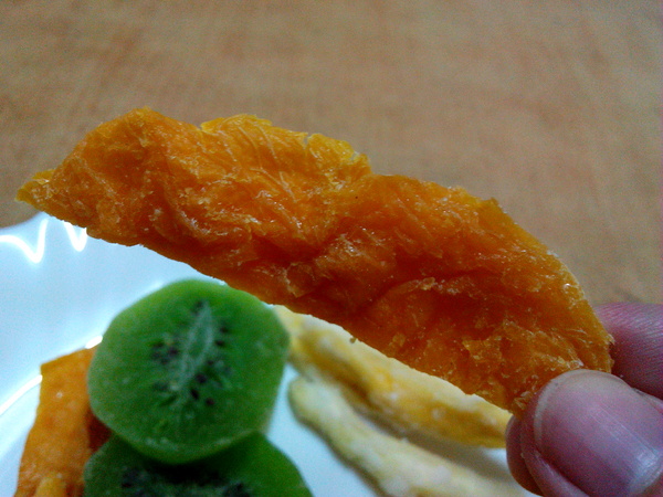 美勝珍蜜餞行:【臺南Ω中西區】美勝珍蜜餞。琳瑯滿目的古早味零嘴讓人看得眼花撩亂