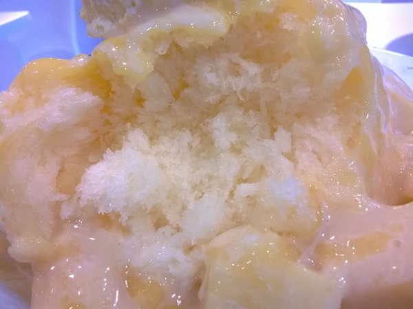 Mr.果：吃冰吃水果，超級豐富的水果雪綿冰就在Mr.果