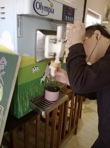 晴空樹 skytree:晴空樹霜淇淋準備開賣啦~從沒吃過的起司口味霜淇淋!!!