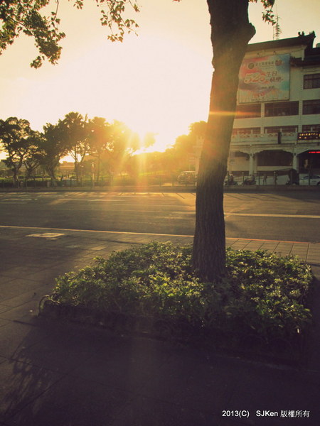 cm20131021___54aa35f1b5798af674541c0a732