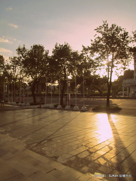 cm20131021___ed288516755caefff98f68a437e