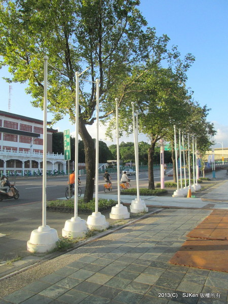 cm20131021___eb1b0fbc853c97e61d686118df2