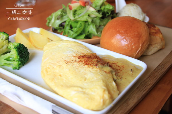 Café IsShoNi 一緒二:【台南】 Café IsShoNi一緒二咖啡──老屋早午餐/民宿