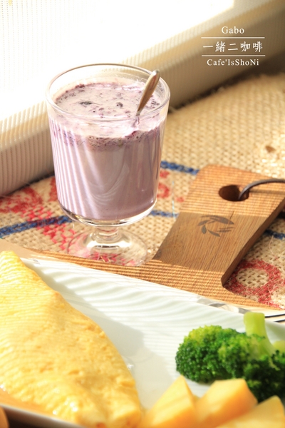 Café IsShoNi 一緒二:【台南】 Café IsShoNi一緒二咖啡──老屋早午餐/民宿