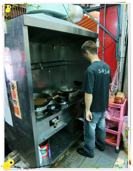 台北-三杯三怪媽媽小廚-美味的三杯料理-炒三杯