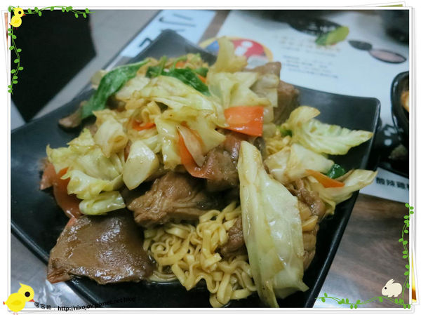 台北-三杯三怪媽媽小廚-美味的三杯料理