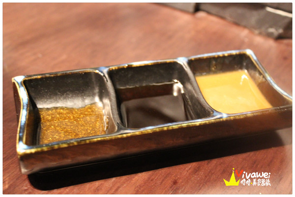 甕也燒肉(延吉店):【口碑券27】台北大安區|單點式高品質專人代烤燒肉專賣『甕也炭火燒肉 (延吉店)』