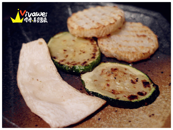 甕也燒肉(延吉店):【口碑券27】台北大安區|單點式高品質專人代烤燒肉專賣『甕也炭火燒肉 (延吉店)』