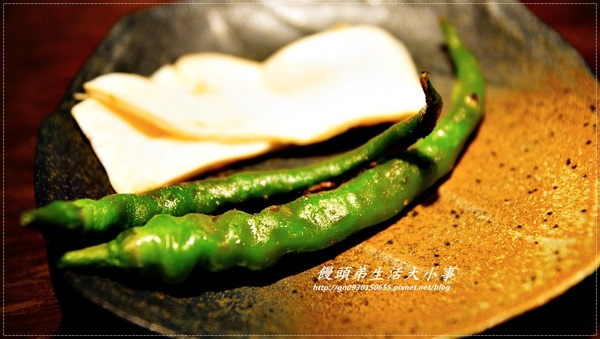 甕也燒肉(延吉店):【食記/台北市】自己不用動手烤~專人服務的燒烤店♪♪甕也炭火燒肉-延吉店♪♪