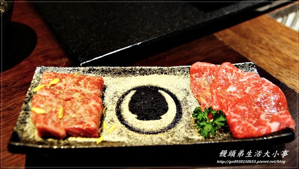 甕也燒肉(延吉店):【食記/台北市】自己不用動手烤~專人服務的燒烤店♪♪甕也炭火燒肉-延吉店♪♪